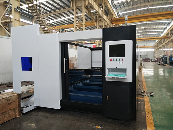 Precio de la cortadora del laser de la fibra pequeña 1000w 1500w de la alta precisión 3000x1500m m